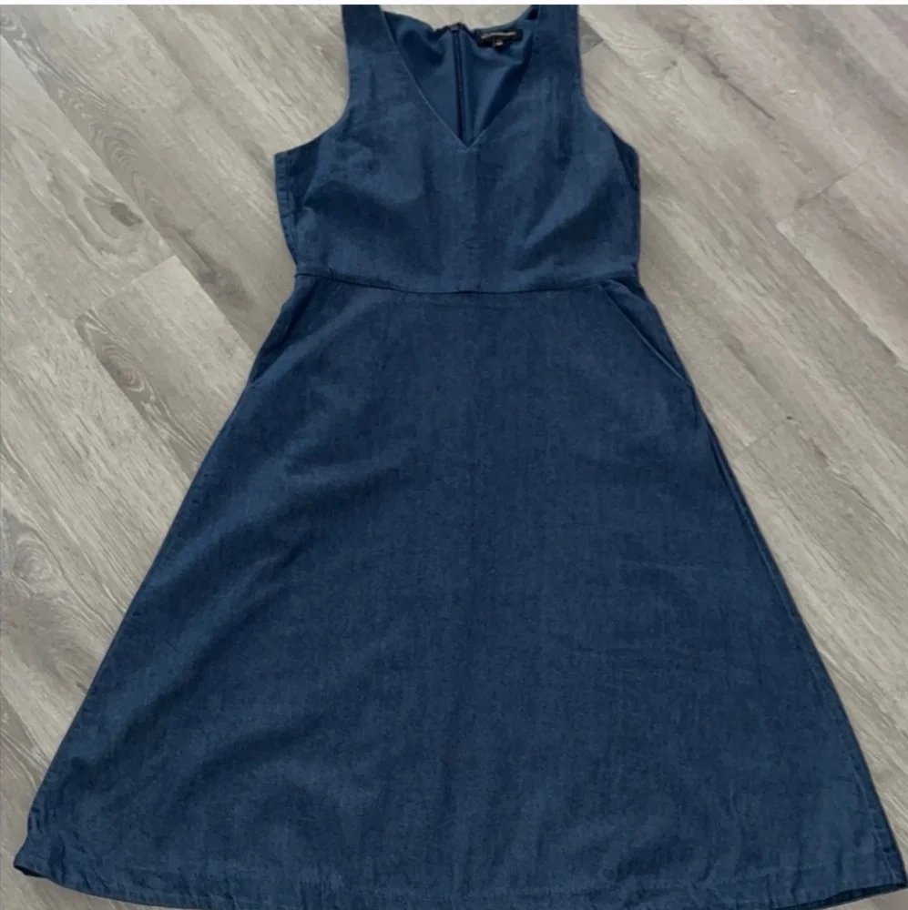 Elegant Blue Denim Banana Republic A-Line Midi Dress w/Pockets 10P - Picture 1 of 6